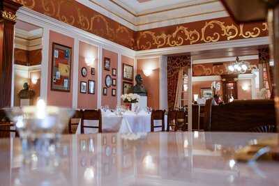 Grand Signature Restaurant