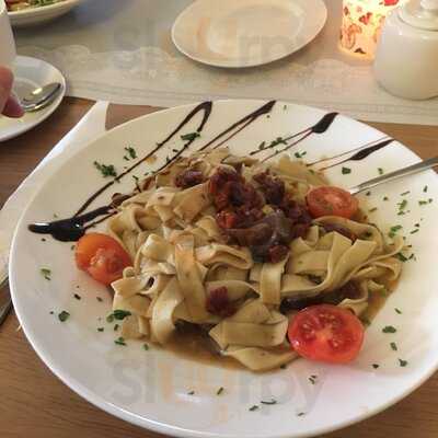Gościniec Liliowy Staw menu