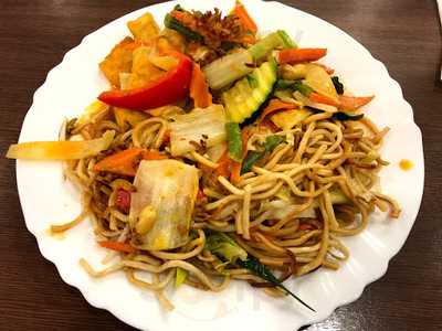 Asia Hung, Warszawa