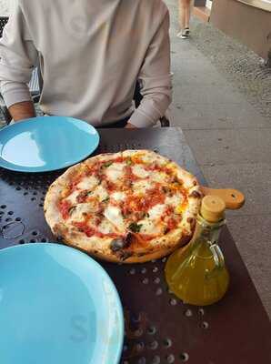 Pizzeria Bianco Forno A Legna