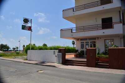 Little Italy, Caulonia