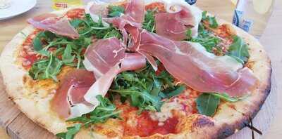 Aż Się Uszy Trzęsą - trattoria & pizzeria