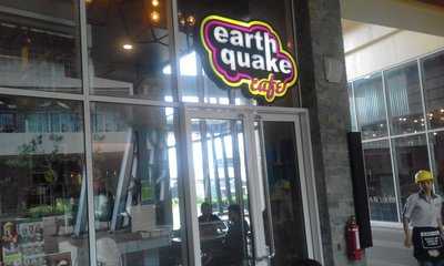 Earthquake Cafe