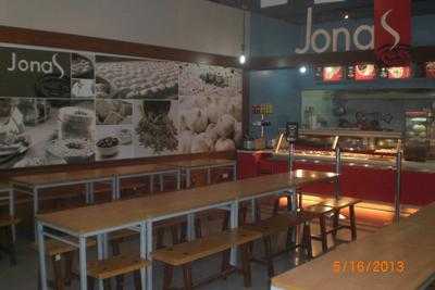 Jona's