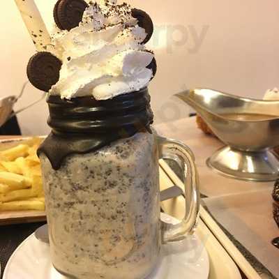 Folk Bites Resto