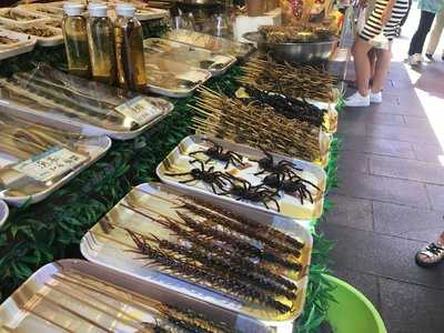 劈柴院海鲜烧烤