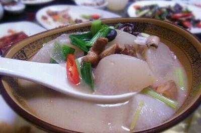 包天下