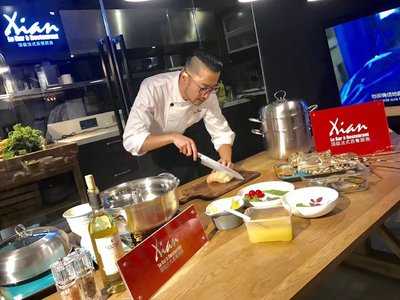 Xian Le Bar à Restaurant, 南宁市
