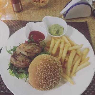 T&j Grill Bar