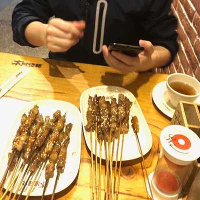 木屋烧烤(晓港店)