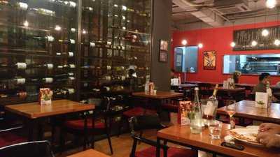 Wine Connection Bar&bistro
