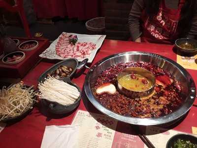 谭鸭血老火锅(世纪汇店), 上海市