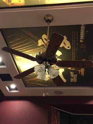 港视冰室2046港式茶餐厅, 上海市
