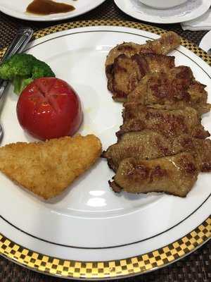 Cafe Leon