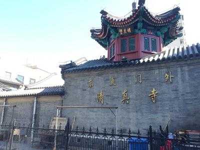 东外清真寺外烤串店