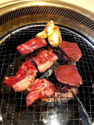 喰。 menu