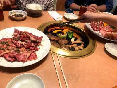 焼肉 炉端でみせ