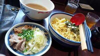 七志とんこつ編道玄坂店