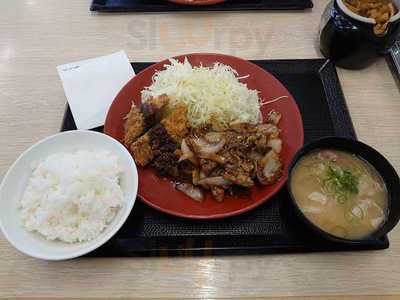 かつや 横浜市沢町店