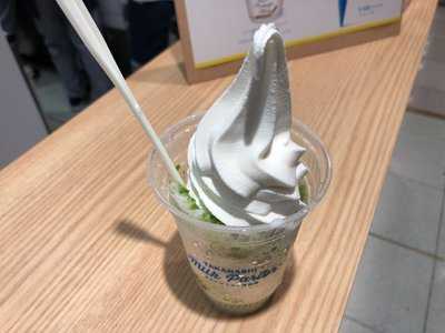 タカナシミルクパーラー