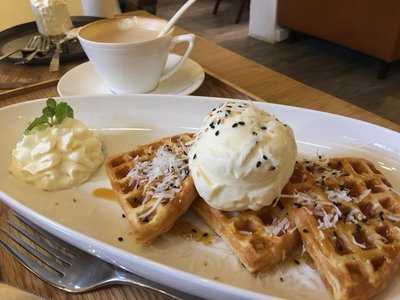 ウエインズカフェ