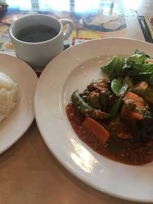 ガスト 中山駅北口店