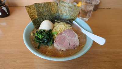 ラーメン 湘南 栄家