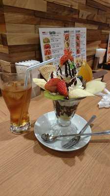 ブラックブラウン