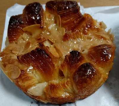 ベルベ 本牧フロント店