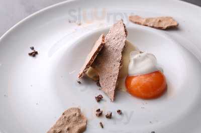 アジアンキッチン＆バー 世話