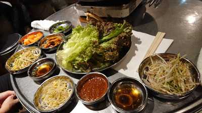 韓国料理サンギョプサル  (石焼豚三段バラ) 豚デジ