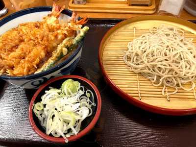 天丼てんや 京王クラウン街笹塚店