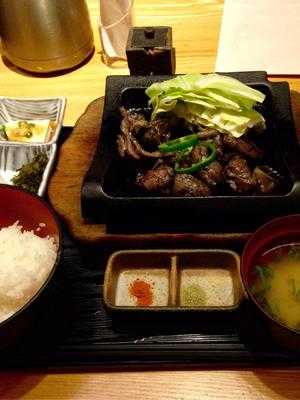 宮崎地鶏炭火焼 車 銀座8丁目店