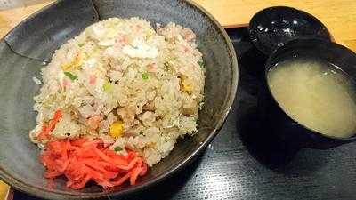 伝説のすた丼屋 渋谷店