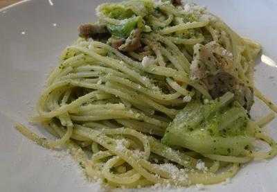 オステリアウララ