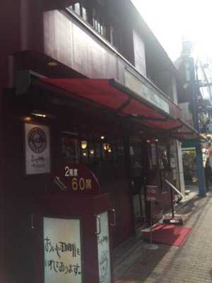 カフェ べローチェ神田店