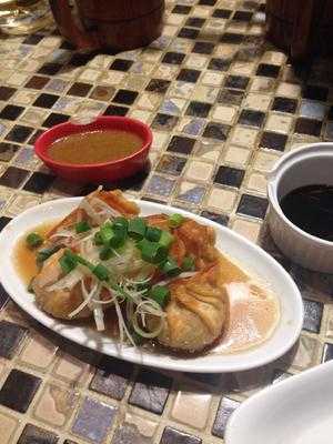 アガリコ餃子楼