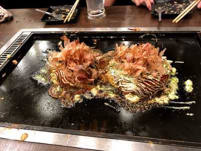 関西風お好み焼き・我流鉄ぱん焼き まんまる家 menu