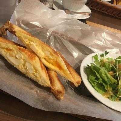 倉式珈琲店 東急都立大学駅前店