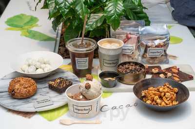 ウェルフードマーケット＆カフェ imperfect 表参道