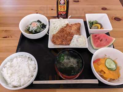 鍋定食の店 すみ食堂