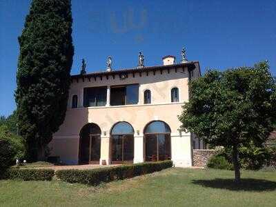 Villa Bassi Enoteca Cucina e Bottega, Zugliano