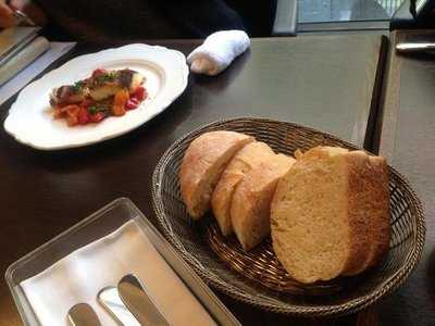 ワインビストロ ルージュ・ウ・ブラン