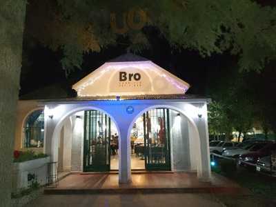 Bro Patio Bar