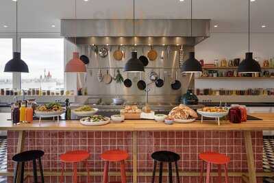 Living Kitchen By Zoku Vienna