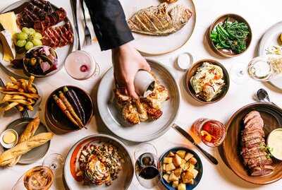 Eva's Restaurant & Bar