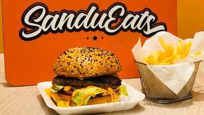 Sandueats