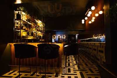 Zelig Drink Bar