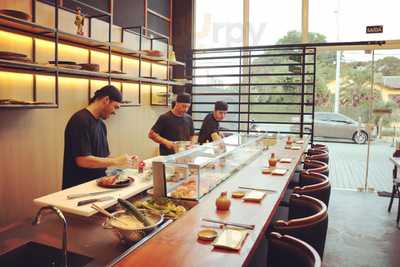 Mochi Sushi Lounge