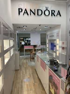 Pandora menu